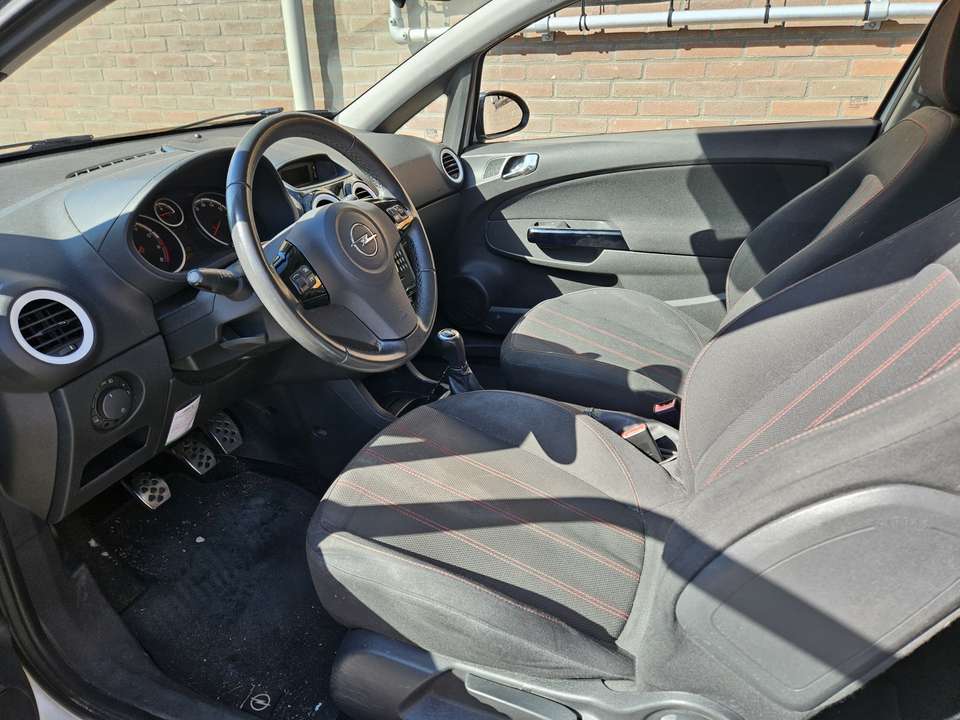 Opel Corsa - Imagem 8