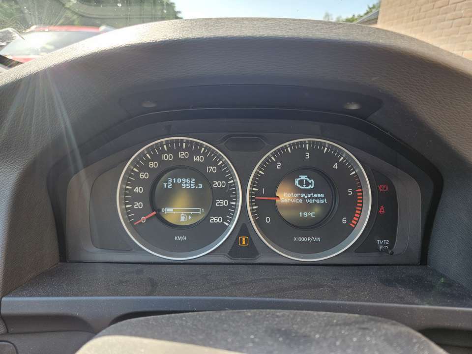Car picture 8