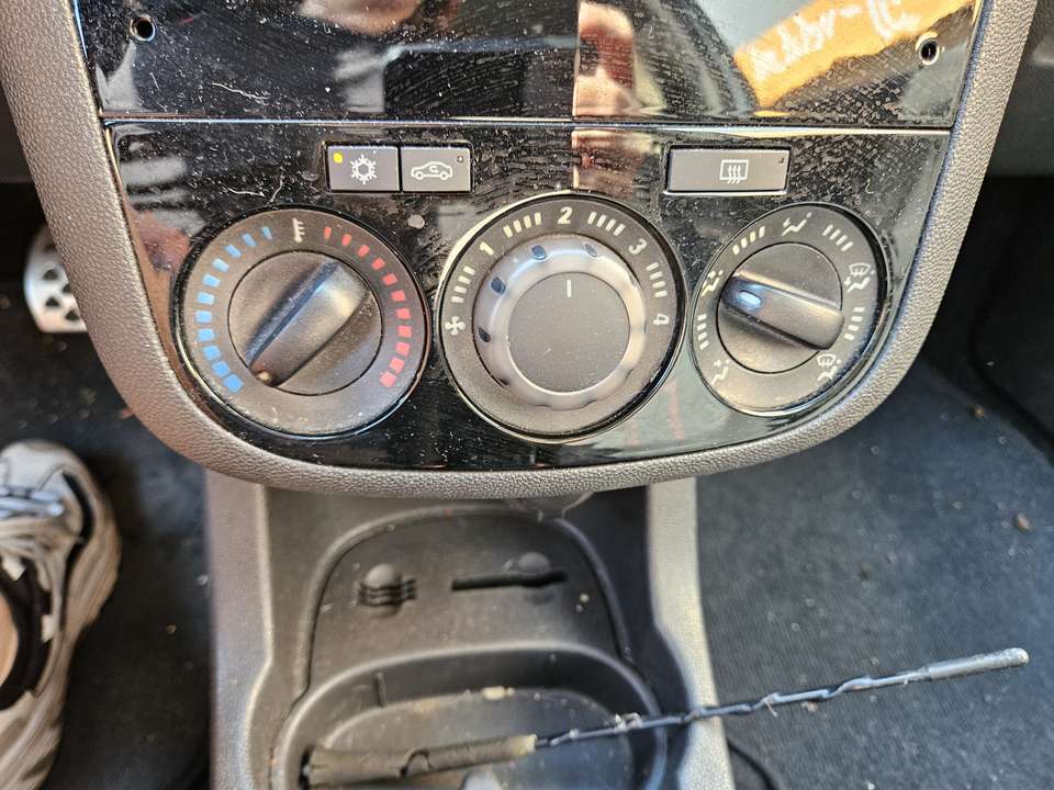 Opel Corsa - Imagem 13