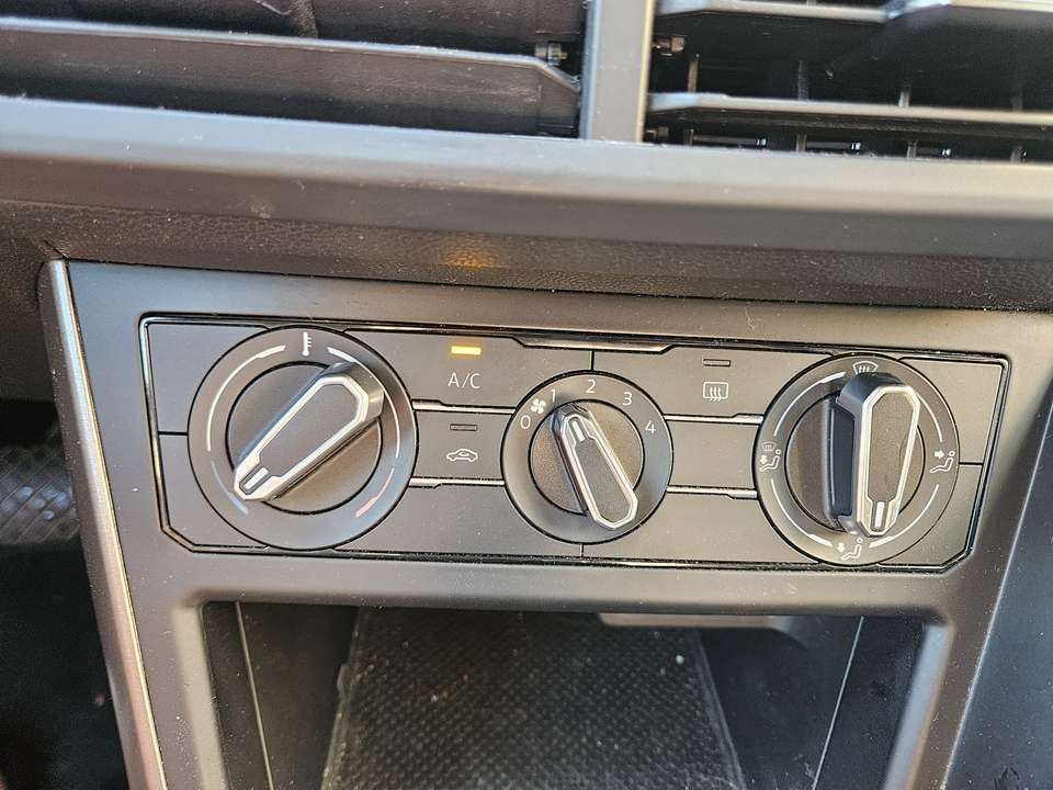 Volkswagen Polo - Imagem 15