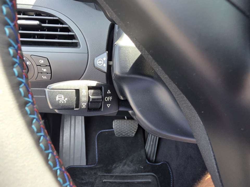 Car picture 11