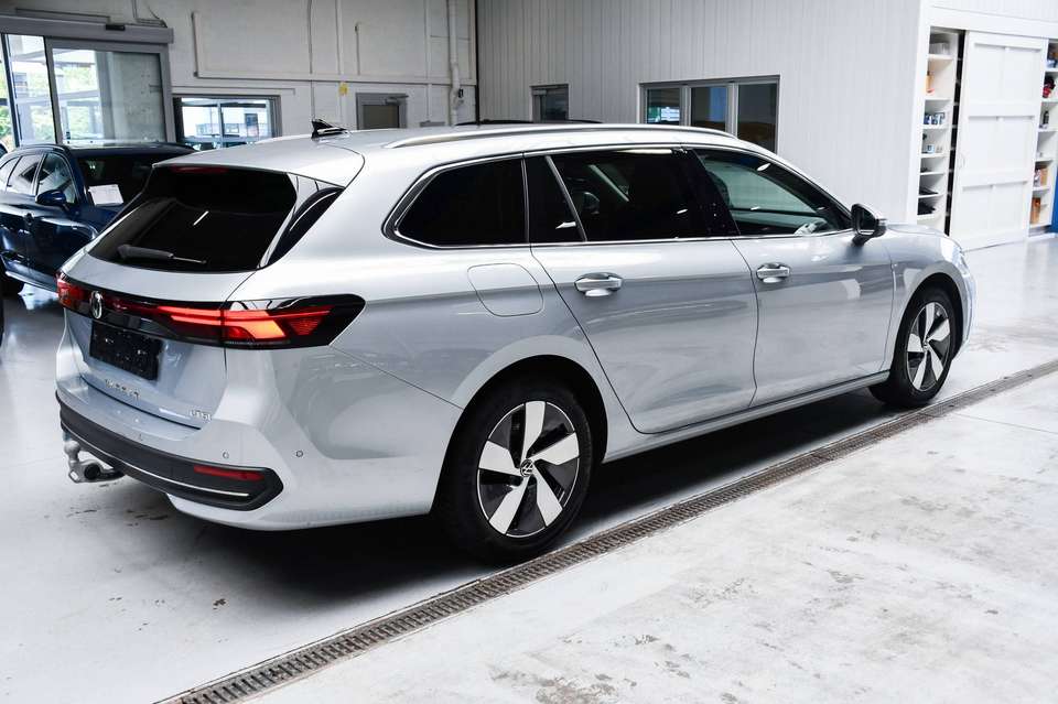 Volkswagen Passat Variant - Imagem 3