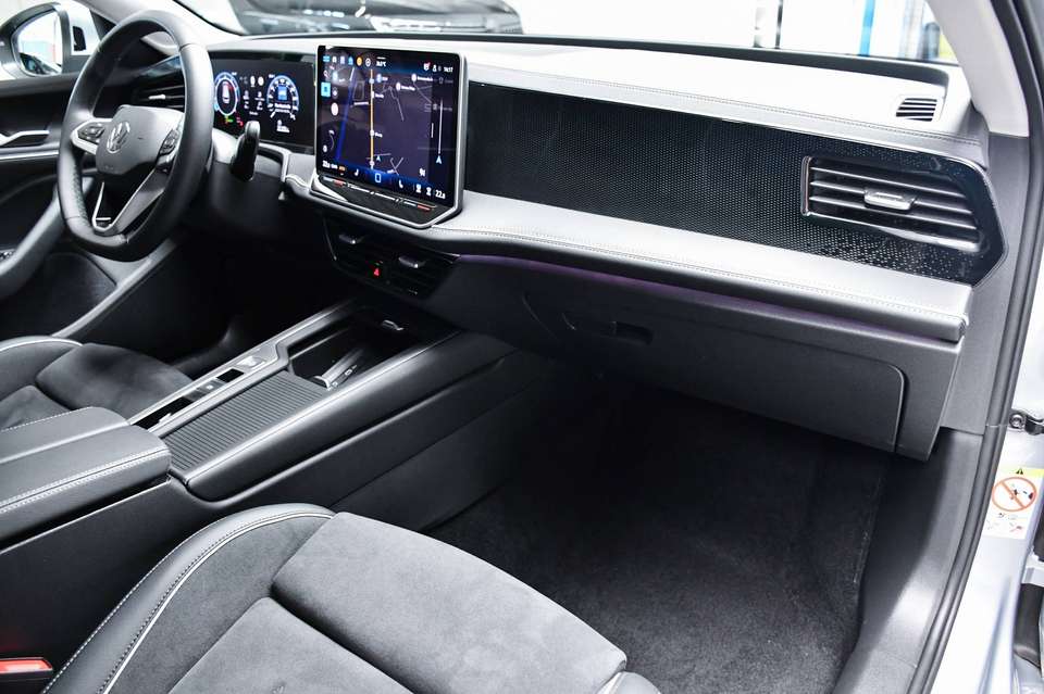 Volkswagen Passat Variant - Imagem 8