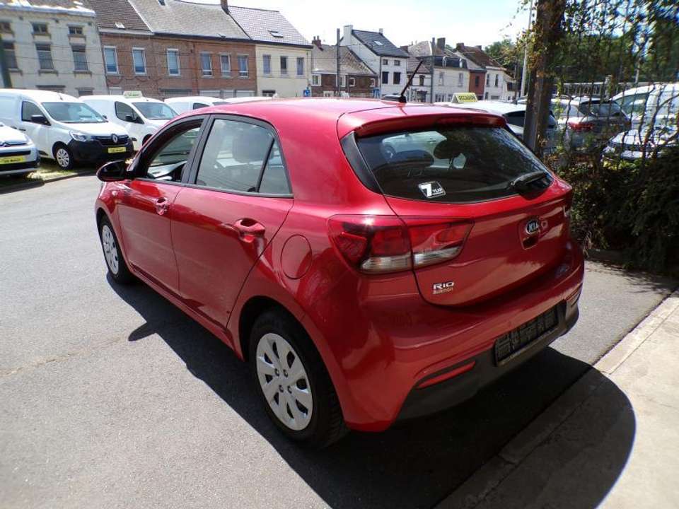 Kia Rio - Imagem 5