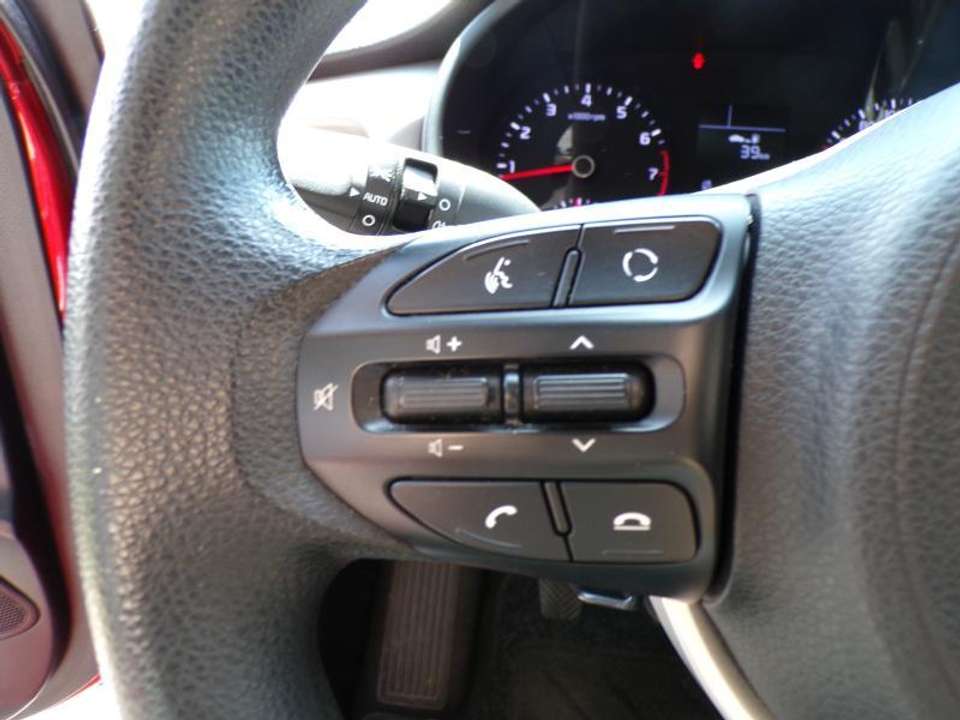 Kia Rio - Imagem 8