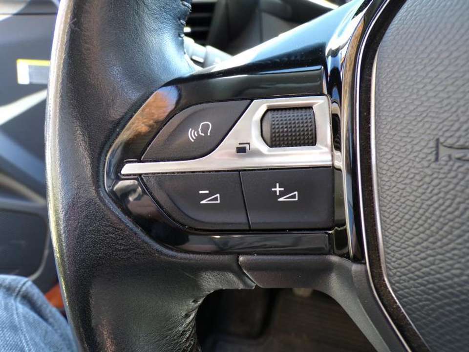Peugeot 2008 - Imagem 10