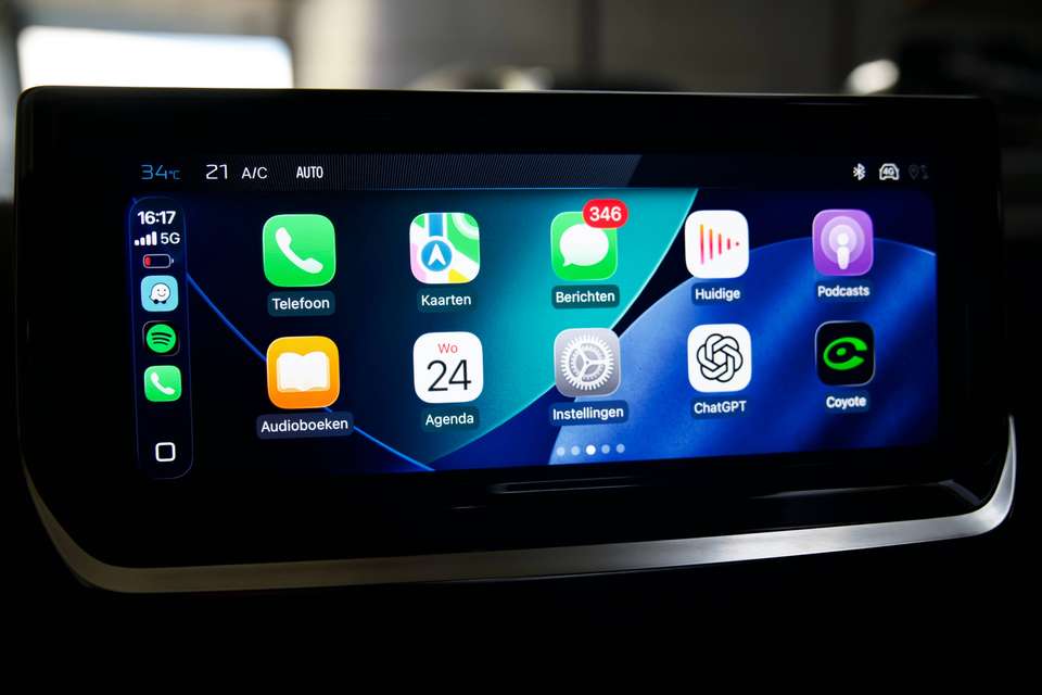 Peugeot 2008 - Imagem 12