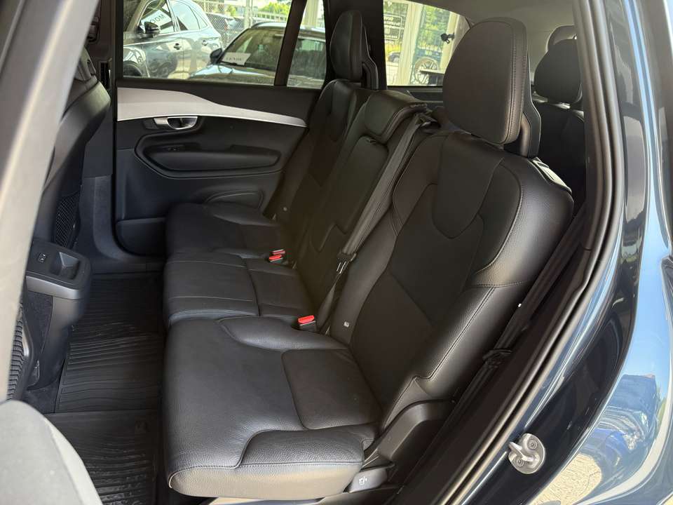 Volvo XC90 - Imagem 9