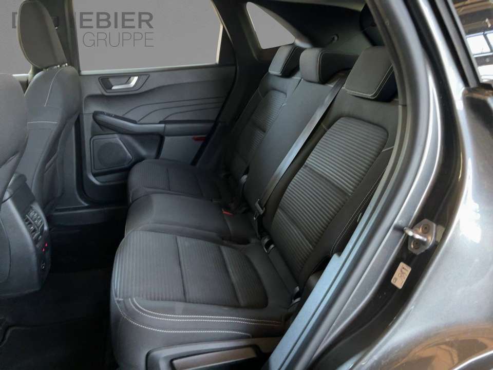 Ford Kuga - Imagem 11