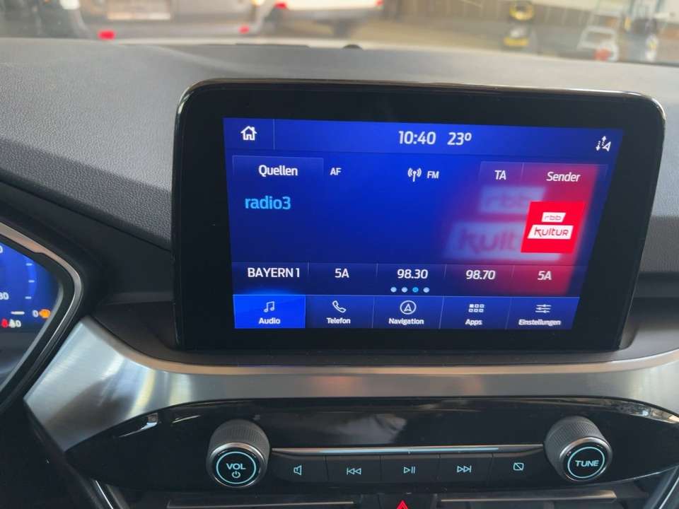 Ford Kuga - Imagem 14