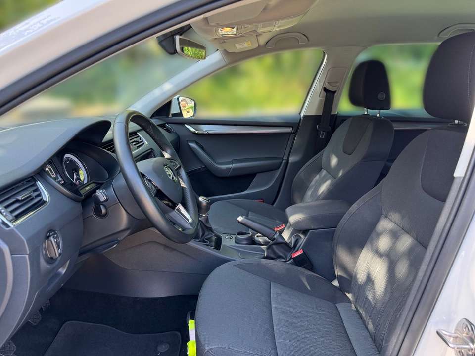 Skoda Octavia - Imagem 7