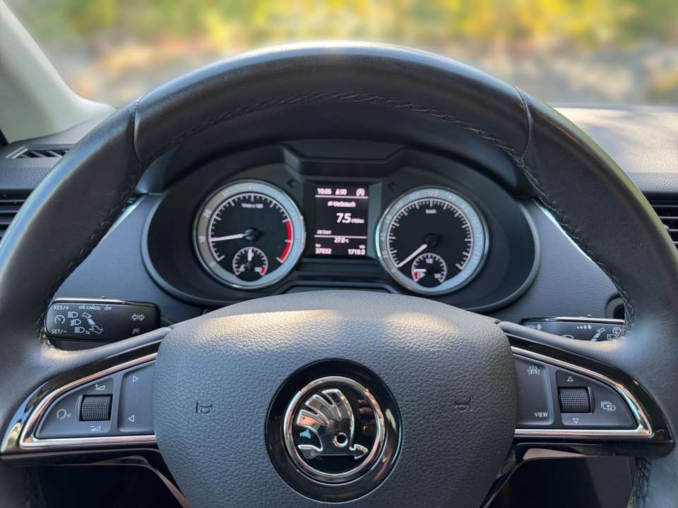 Skoda Octavia - Imagem 8