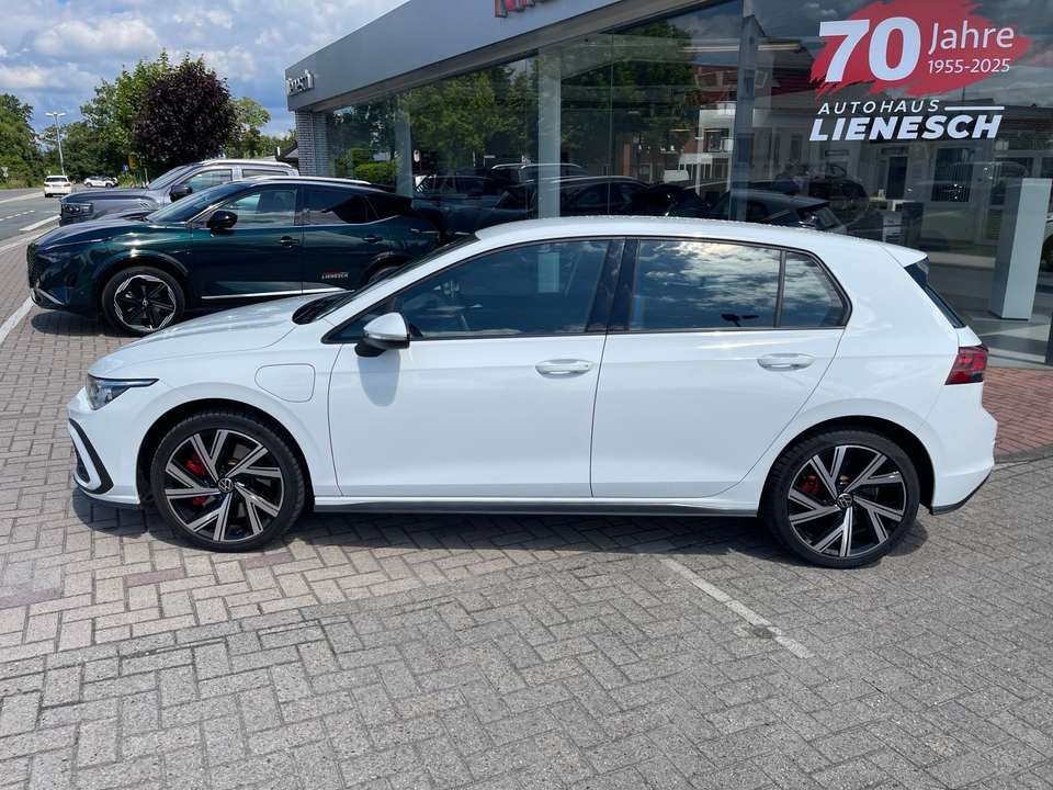 Volkswagen Golf GTE - Imagem 9