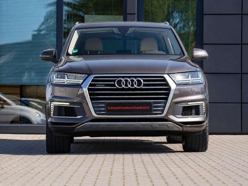 Audi Q7 - Imagem 1