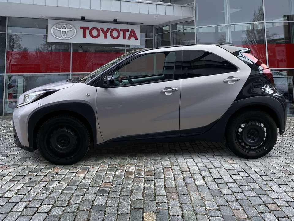 Toyota Aygo X - Imagem 2
