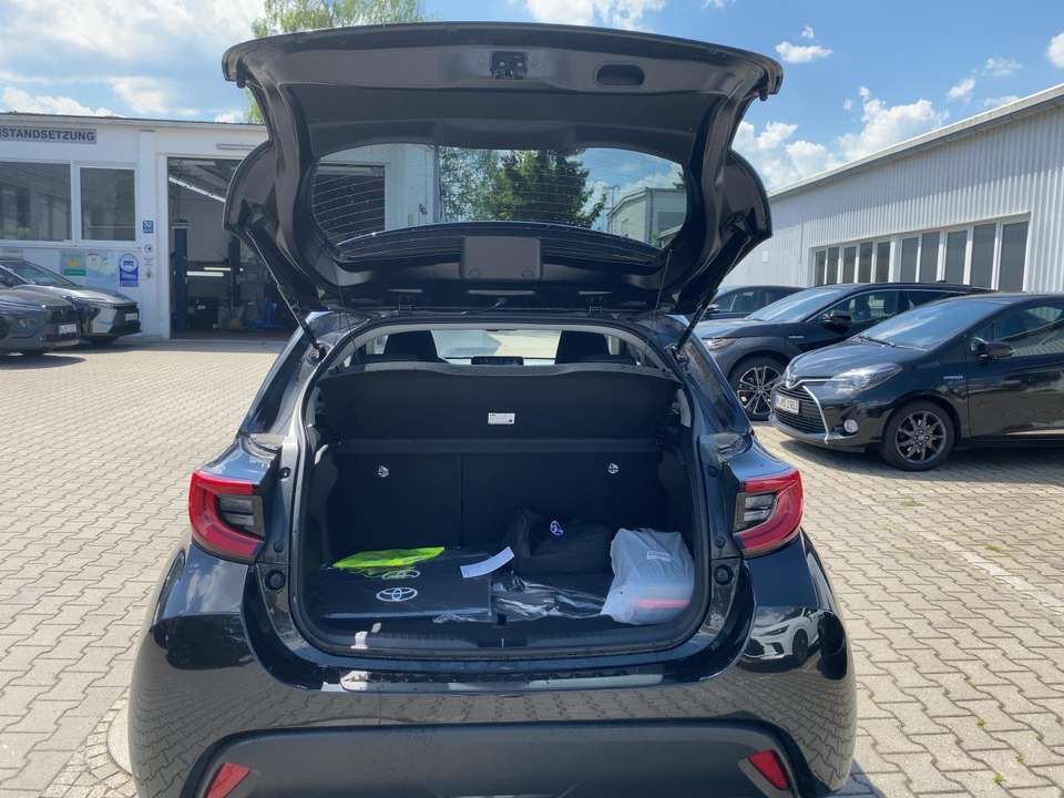 Toyota Yaris - Imagem 7
