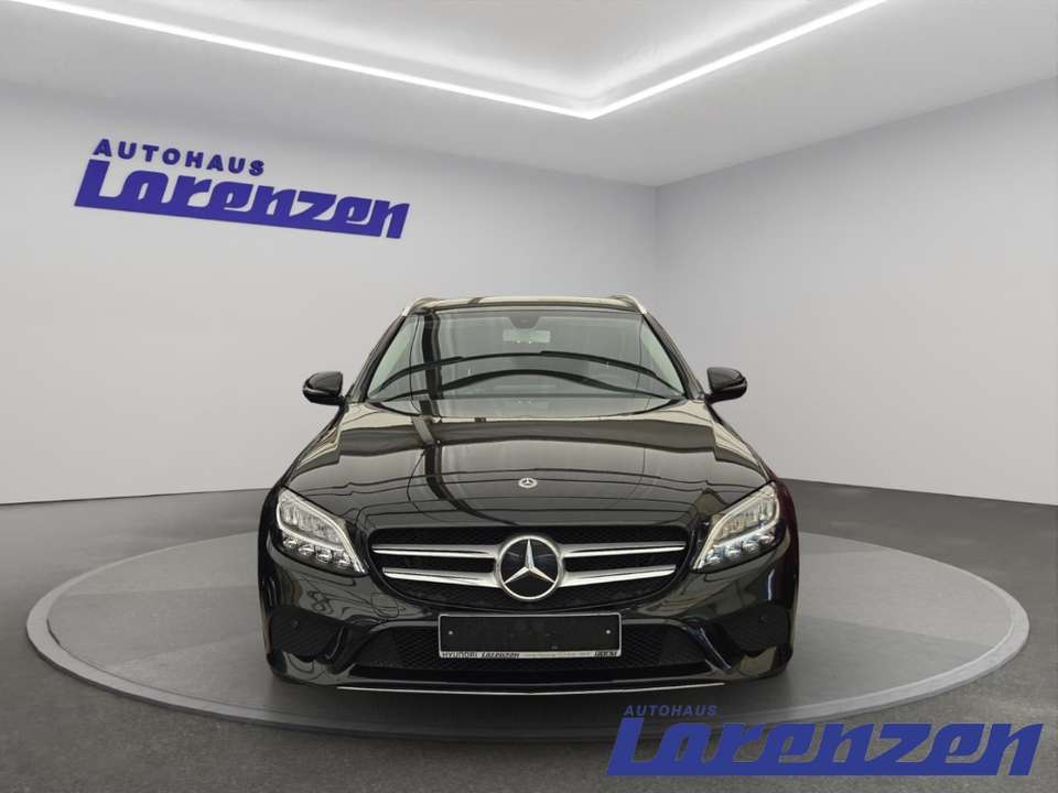 Mercedes-Benz C 220 - Imagem 2