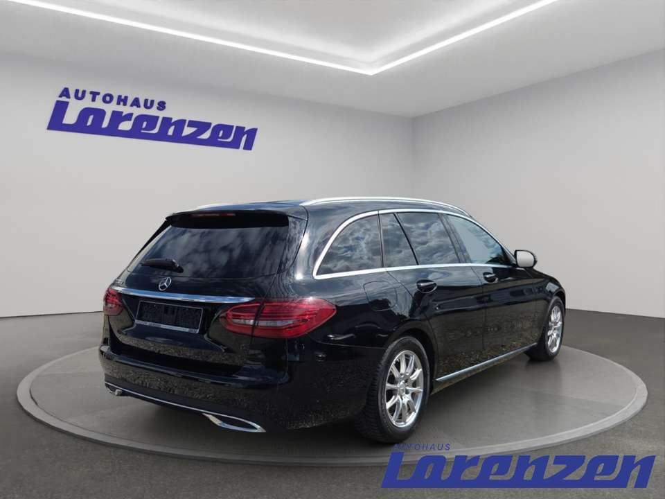 Mercedes-Benz C 220 - Imagem 5