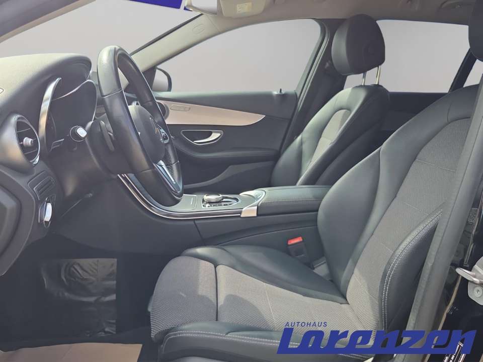Mercedes-Benz C 220 - Imagem 12