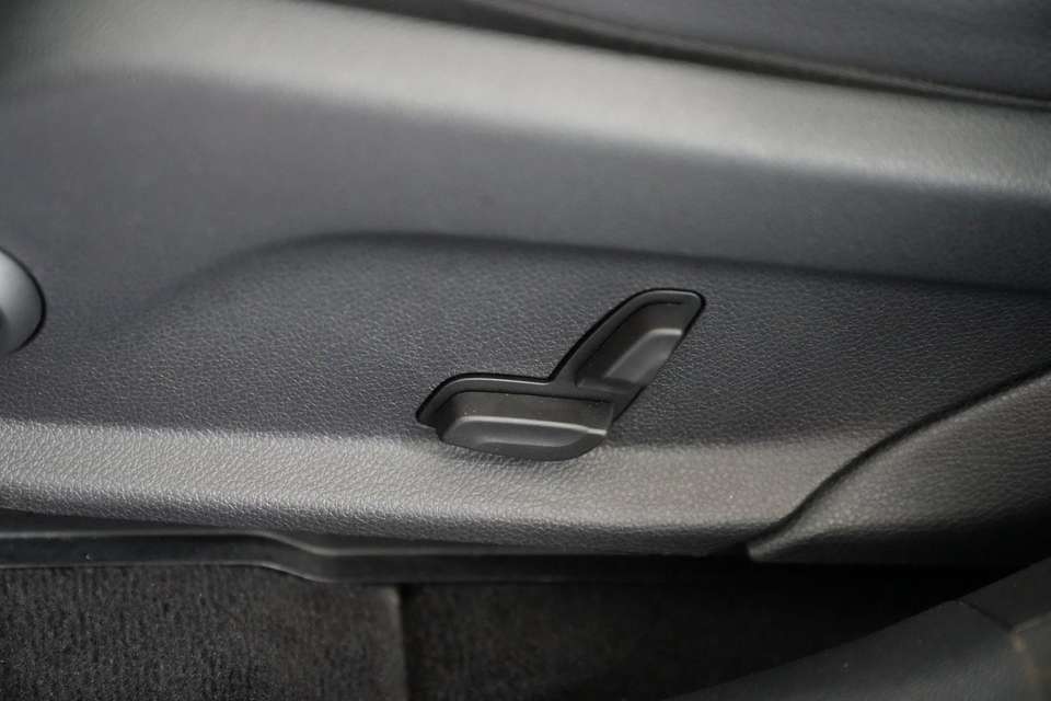Mercedes-Benz GLC 250 - Imagem 13