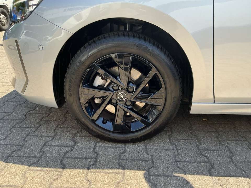 Opel Corsa - Imagem 11