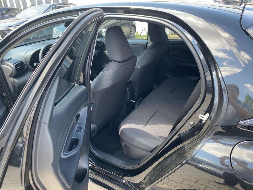Toyota Yaris - Imagem 9