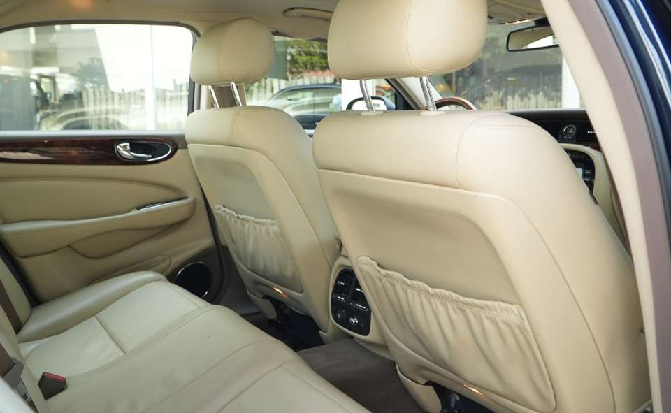 Jaguar XJ - Imagem 19