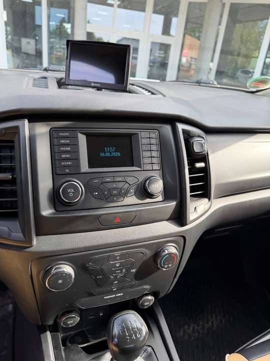 Ford Ranger - Imagem 9