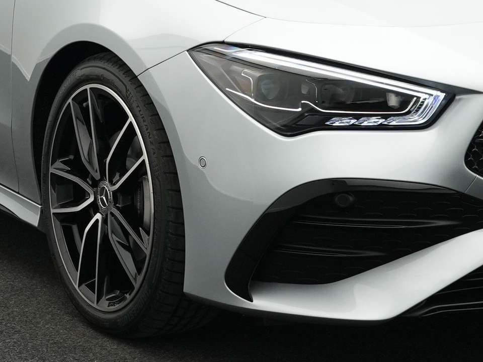 Mercedes-Benz CLA 180 - Imagem 7