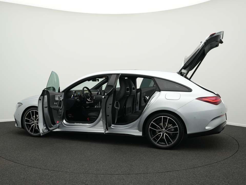 Mercedes-Benz CLA 180 - Imagem 14