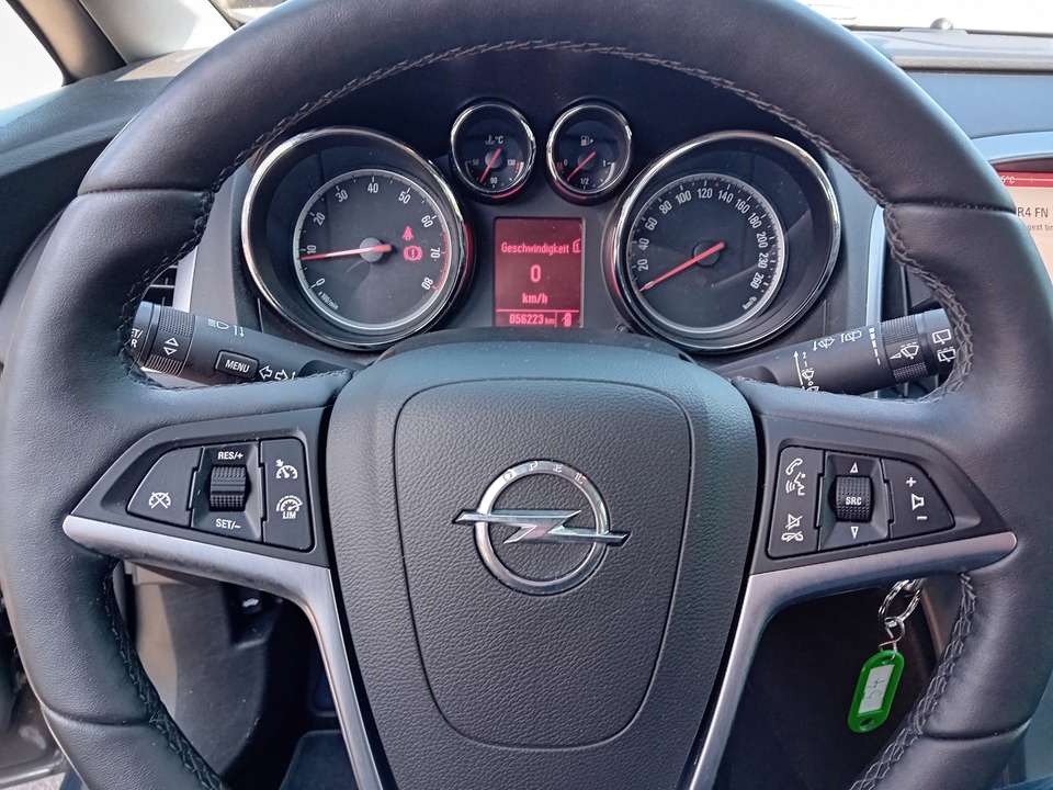 Opel Astra - Imagem 9
