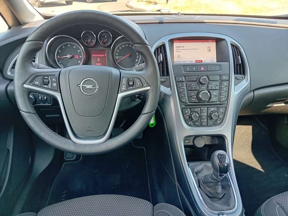 Opel Astra - Imagem 10