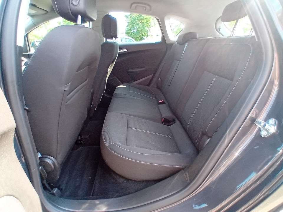 Opel Astra - Imagem 11