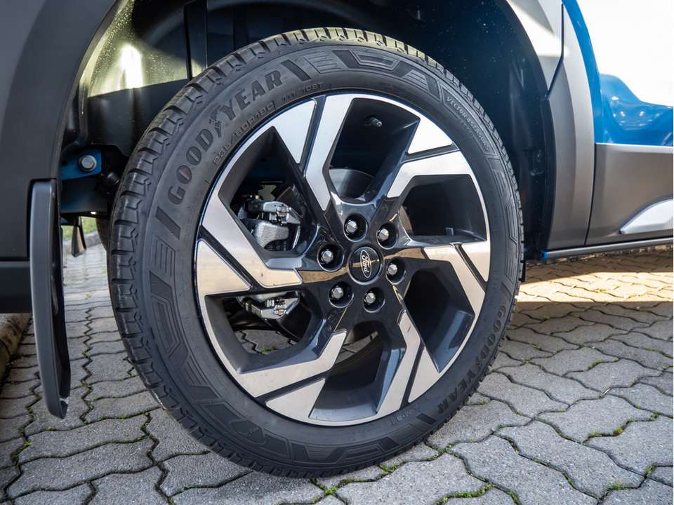 Ford Tourneo Custom - Imagem 6