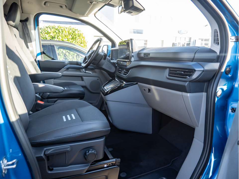 Ford Tourneo Custom - Imagem 7
