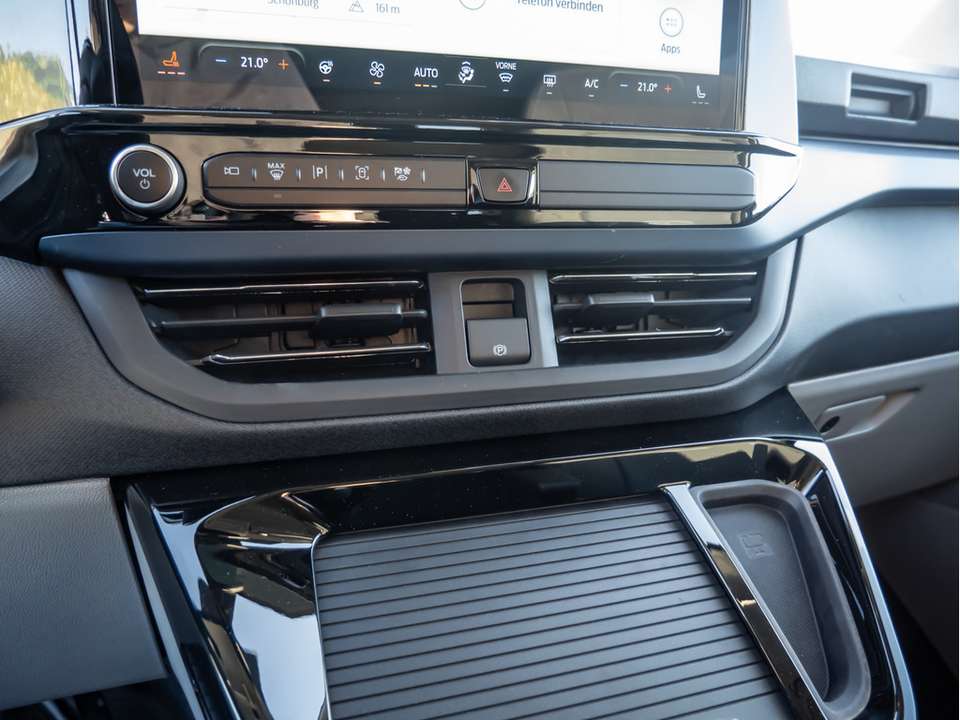 Ford Tourneo Custom - Imagem 14