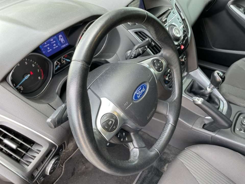 Ford Focus - Imagem 8