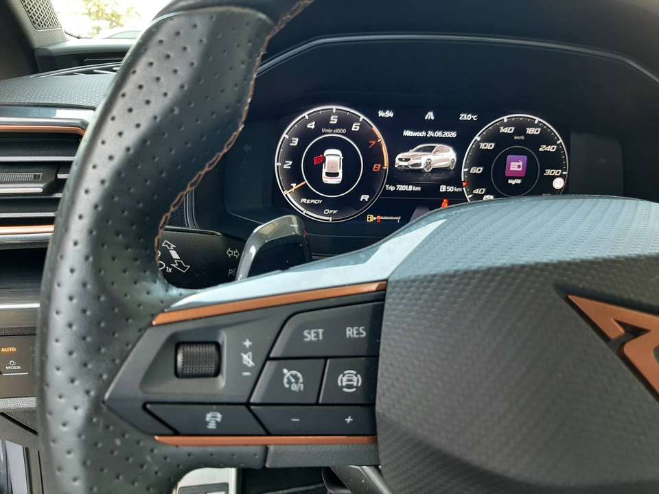 CUPRA Leon - Imagem 12