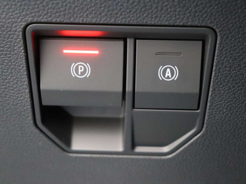 Renault Megane E-Tech - Imagem 13