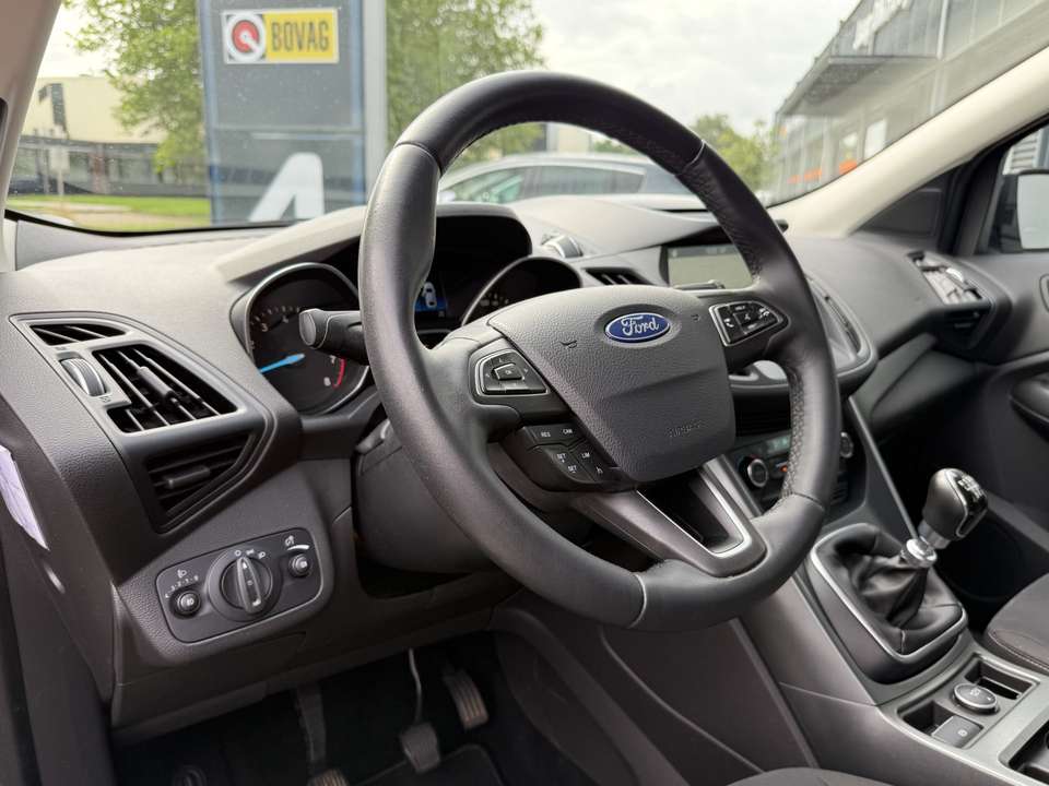 Ford Kuga - Imagem 3