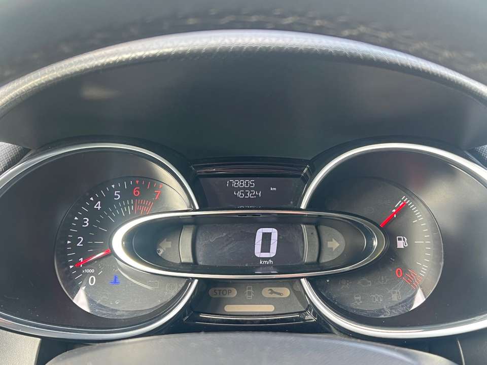 Renault Clio - Imagem 8
