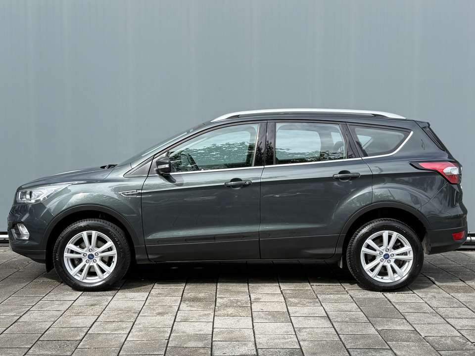 Ford Kuga - Imagem 6