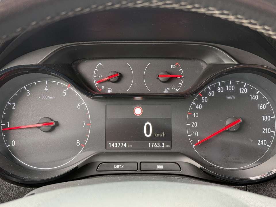 Opel Crossland - Imagem 8