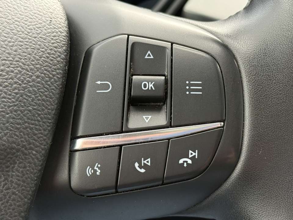 Ford Kuga - Imagem 10