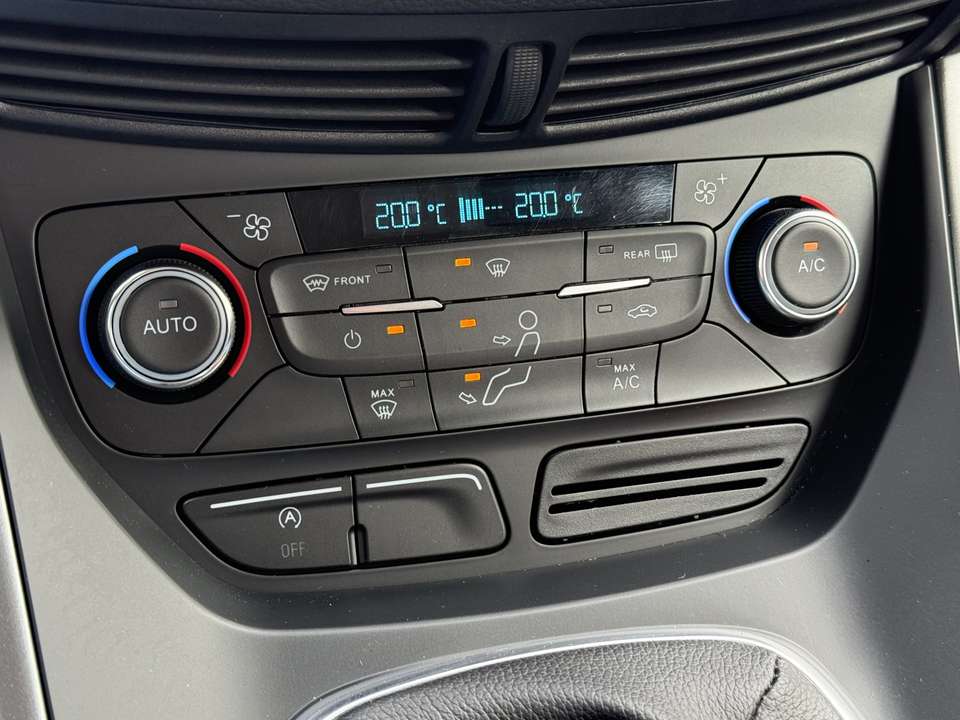 Ford Kuga - Imagem 14