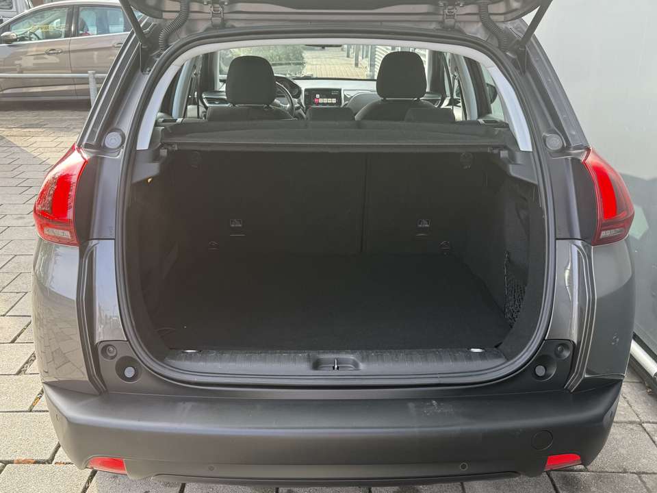 Peugeot 2008 - Imagem 18