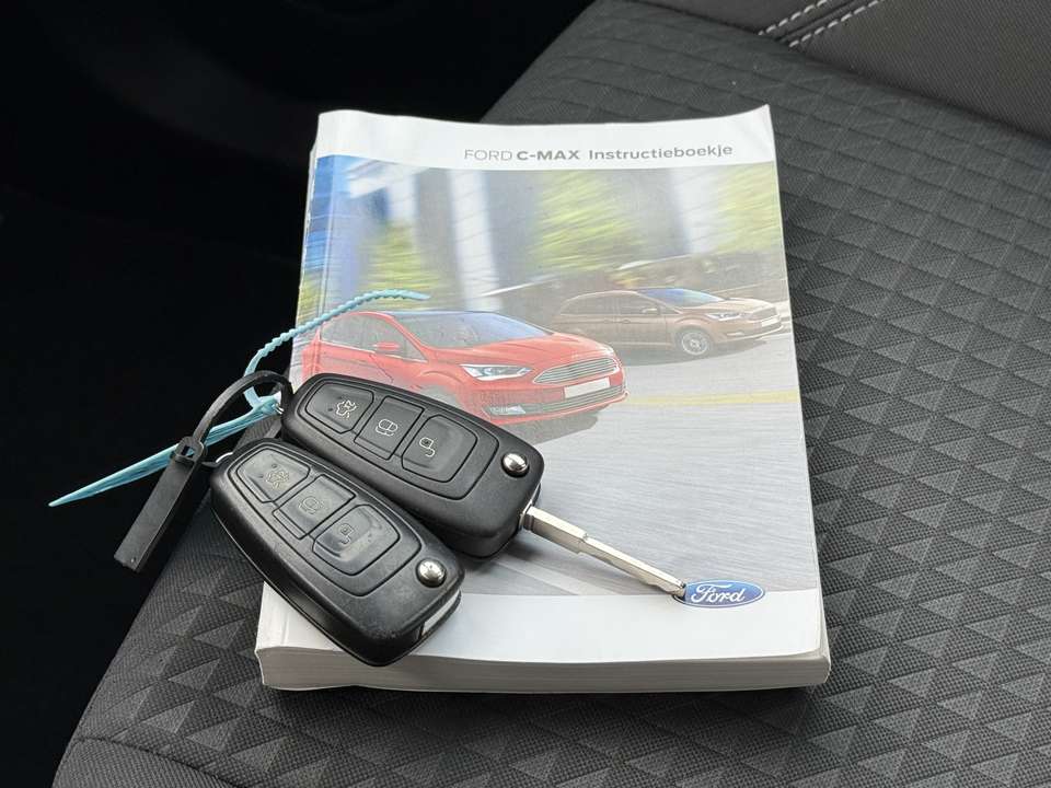 Ford C-Max - Imagem 16