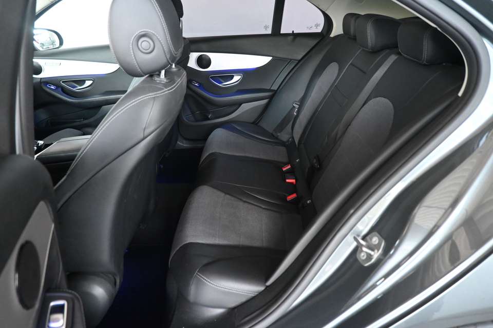 Mercedes-Benz C 180 - Imagem 8