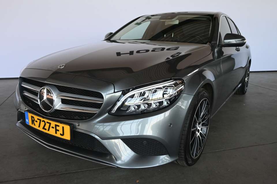 Mercedes-Benz C 180 - Imagem 12
