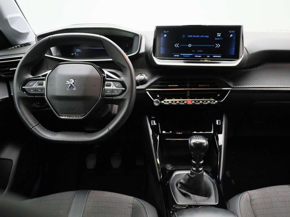 Peugeot 208 - Imagem 8